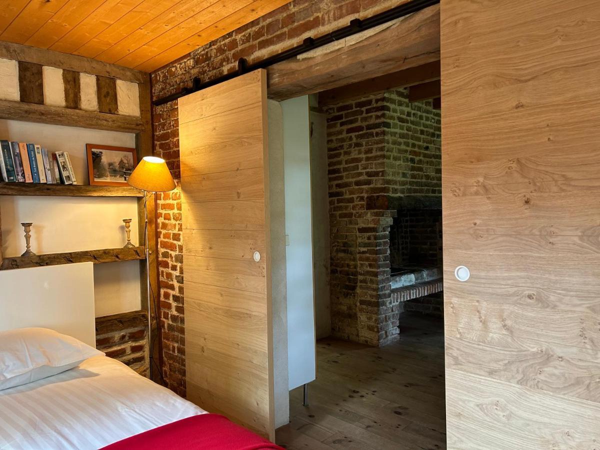 La Maison De L'Etang Manerbe Kültér fotó